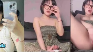 คลิปหลุด onlyfans tn.2na วัยรุ่นผมสั้น เล่นเสียวกับควยปลอม เอาควยปลอมด้ามโต พร้อมทั้งไข่สั่น แหย่รูหีอย่างฟิน เสียวจนตัวเกร็งกระตุกไปหลายรอบ